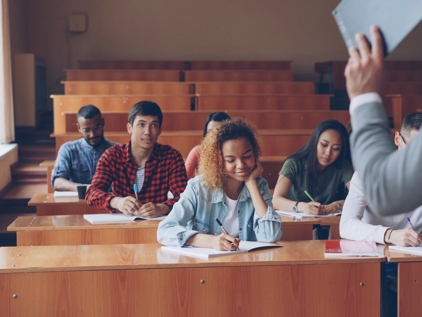 Clases de adultos en BrightPath English