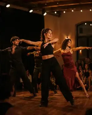 Showcase de baile de Ritmo Vivo ante público